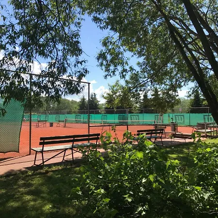 Apartament Korter 1 *